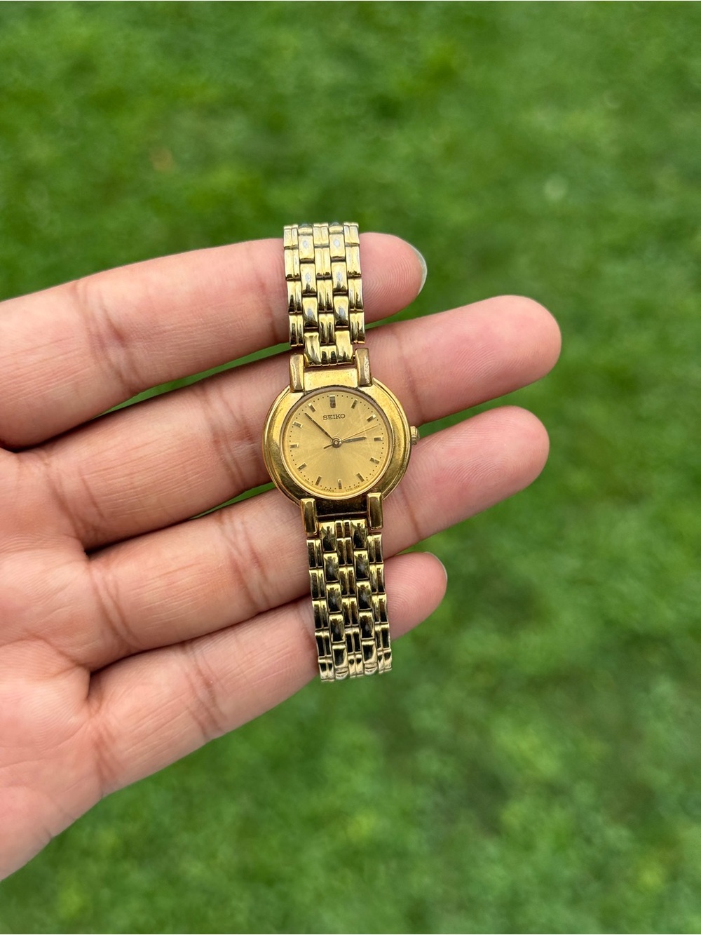 Seiko Japan Vintage Gold Tone Quartz Analog Ladies Watch Classic - Picture 3 of 10